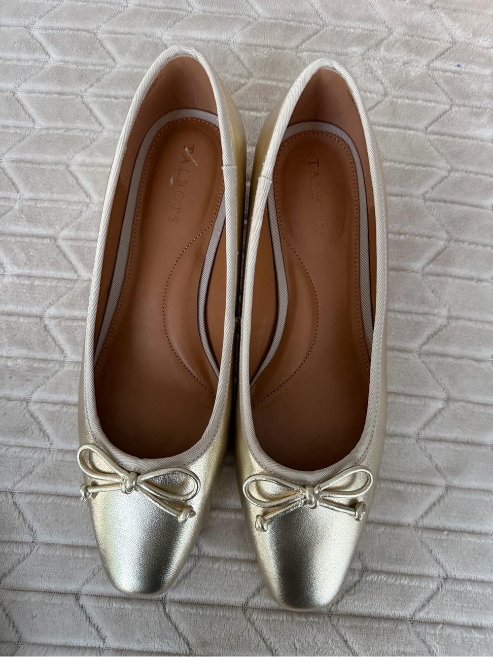 Talbots Womens Vanessa Metallic Gold Leather Block Heel Pumps Size 8.5